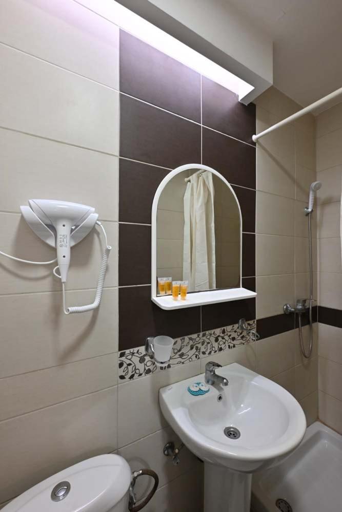 Hotel Tiski Cvet Novi Becej Luaran gambar