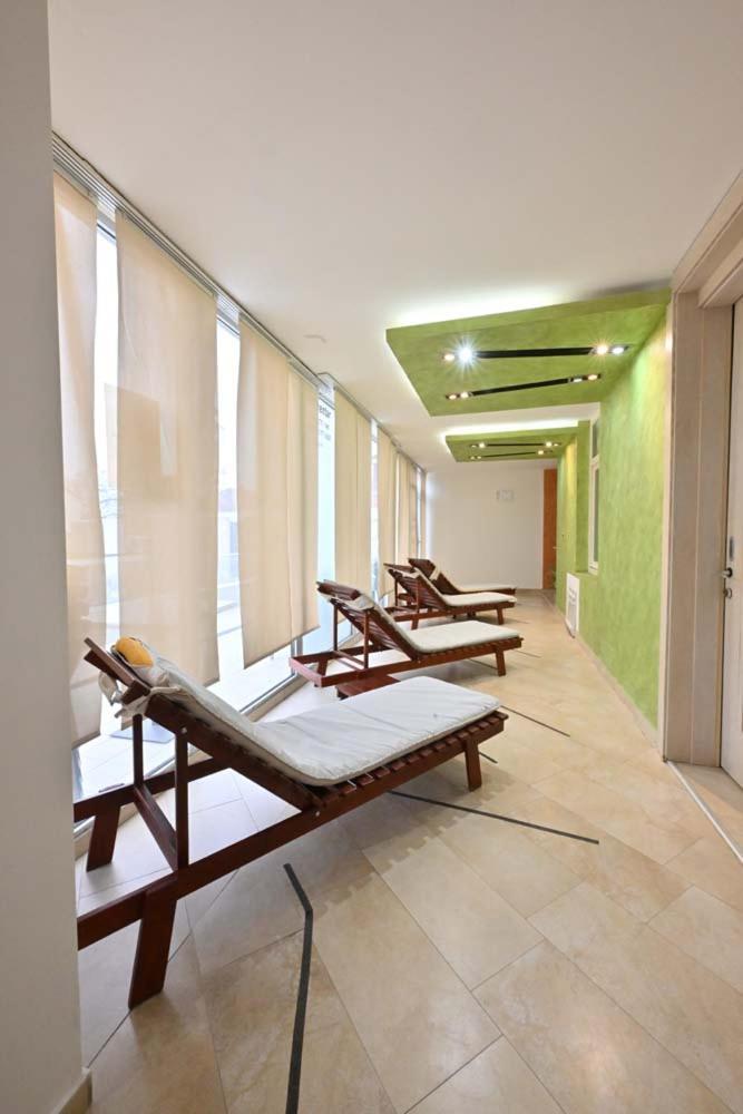 Hotel Tiski Cvet Novi Becej Luaran gambar