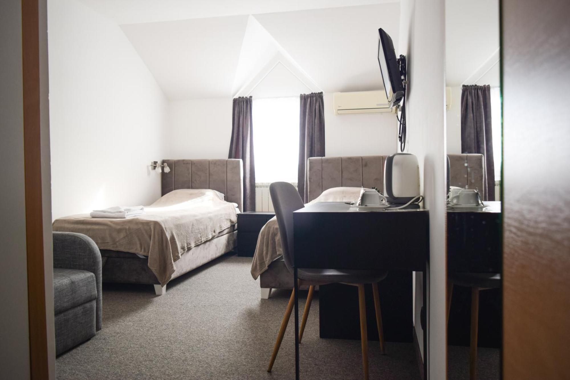 Hotel Tiski Cvet Novi Becej Luaran gambar