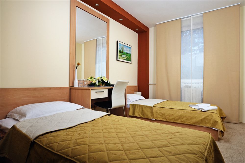 Hotel Tiski Cvet Novi Becej Luaran gambar